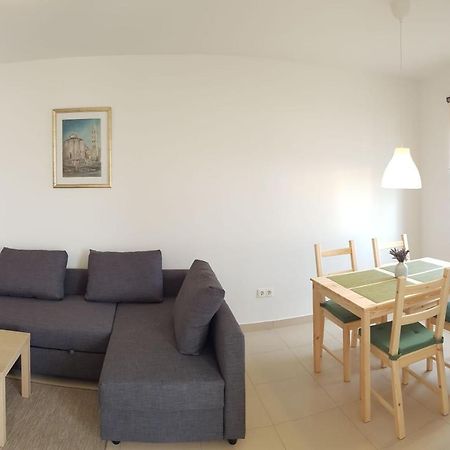 Mitra Apartments Malinska Esterno foto