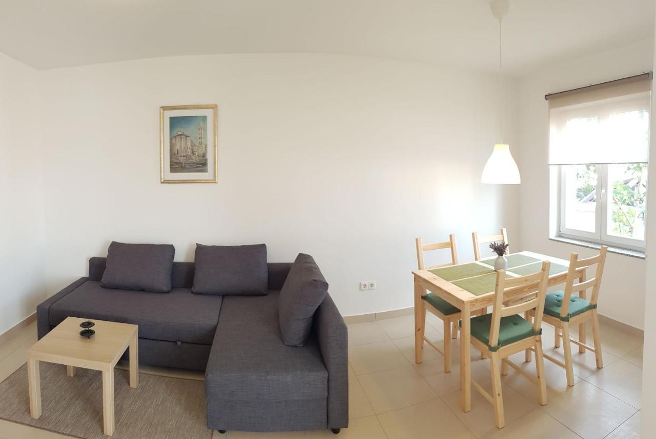 Mitra Apartments Malinska Esterno foto