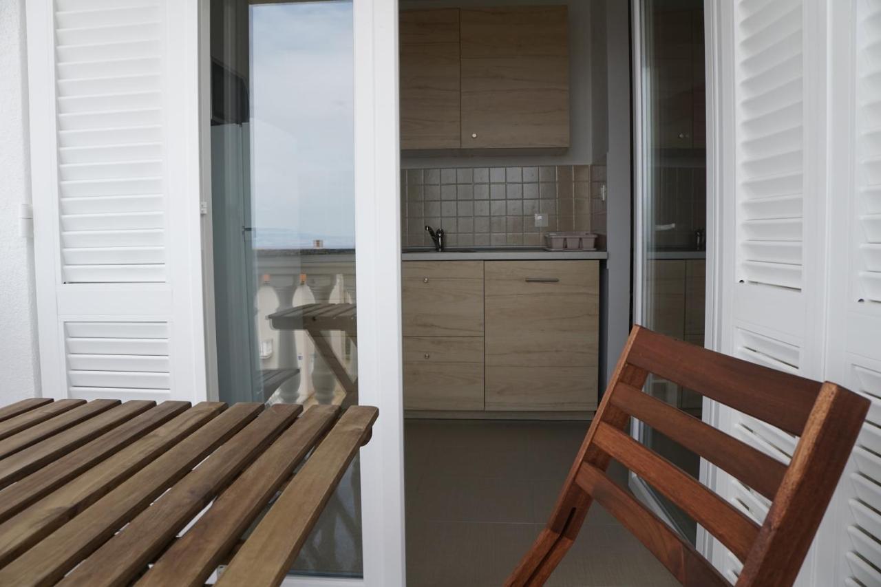 Mitra Apartments Malinska Esterno foto